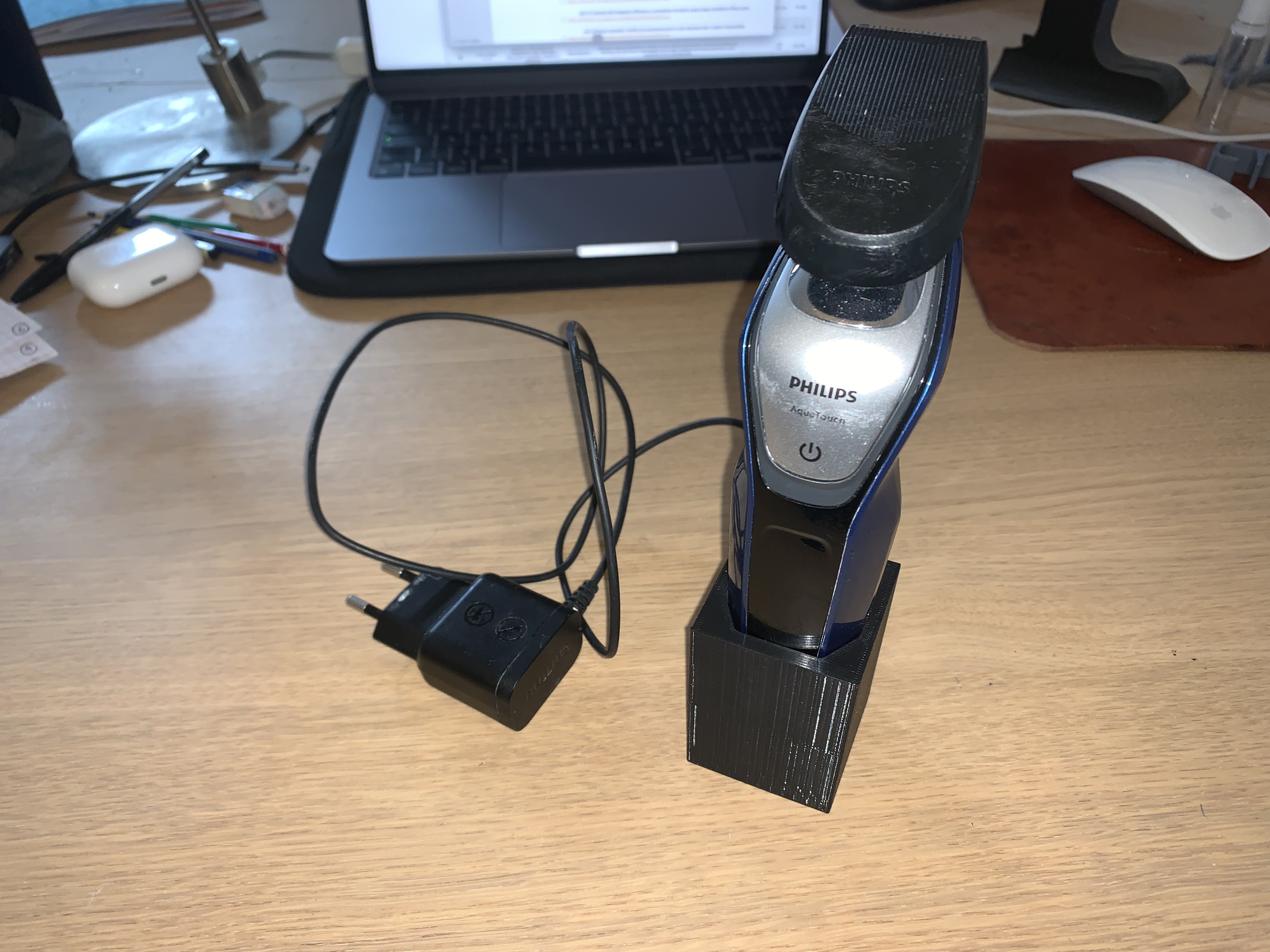 Đế Sạc Dao Cạo Râu Philips Serie 5000