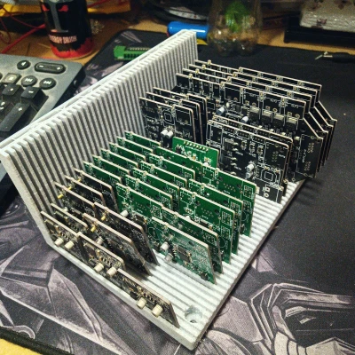 GIÁ ĐỂ BẢNG MẠCH PCB/KHAY ĐỰNG