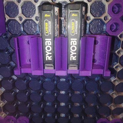 Giá đỡ pin Ryobi USB Lithium cho Multiboard