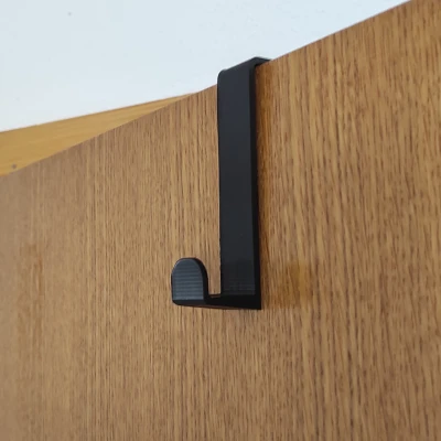 Móc Cửa Chắc Chắn Cho Áo Khoác