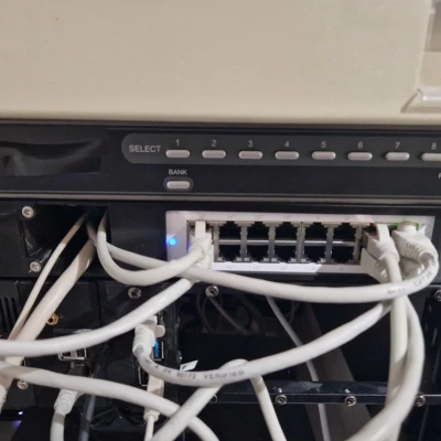 Giá đỡ Rack 1U Module cho UniFi USW-16-Lite-POE