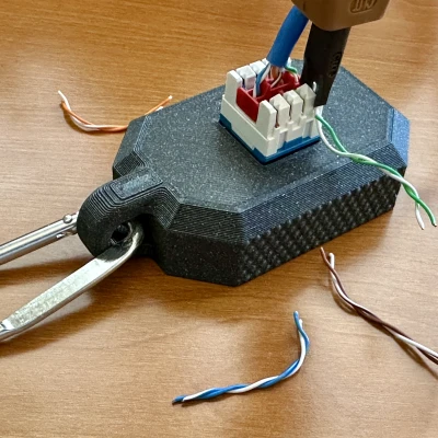 Punch Puck - Kẹp giữ Keystone CAT5e/6+ (Belden)