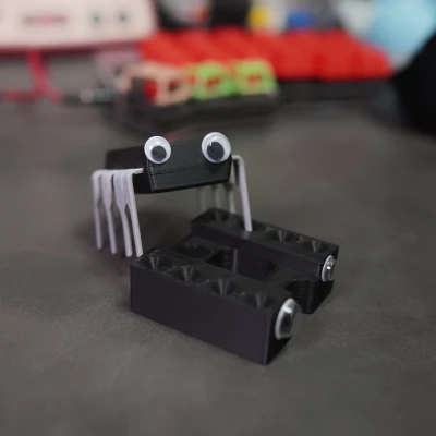 IC-Chan - Mô Hình Sáng Tạo