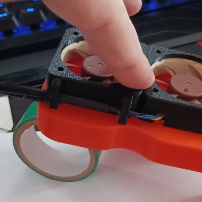 Chụp Quạt Fanduct Firebay Peanut có Kẹp Giữ Dây Cáp