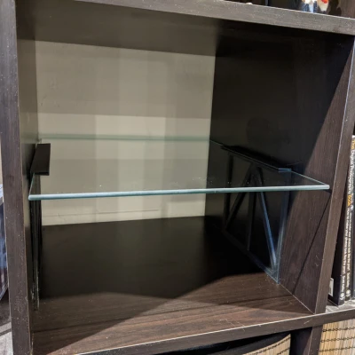 Giá Đỡ Kệ Kính Ikea Expedit/Kallax