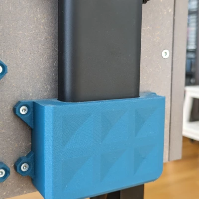 Giá Treo Tường Cho Củ Sạc Laptop HP