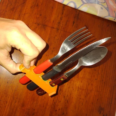 Kẹp Giữ Dụng Cụ Ăn Uống (Cuterly Organizer CLIP)