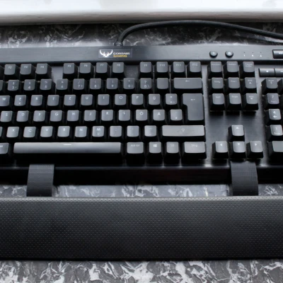 Cục Kê Tay Nới Rộng Cho Corsair K70/K65 RGB