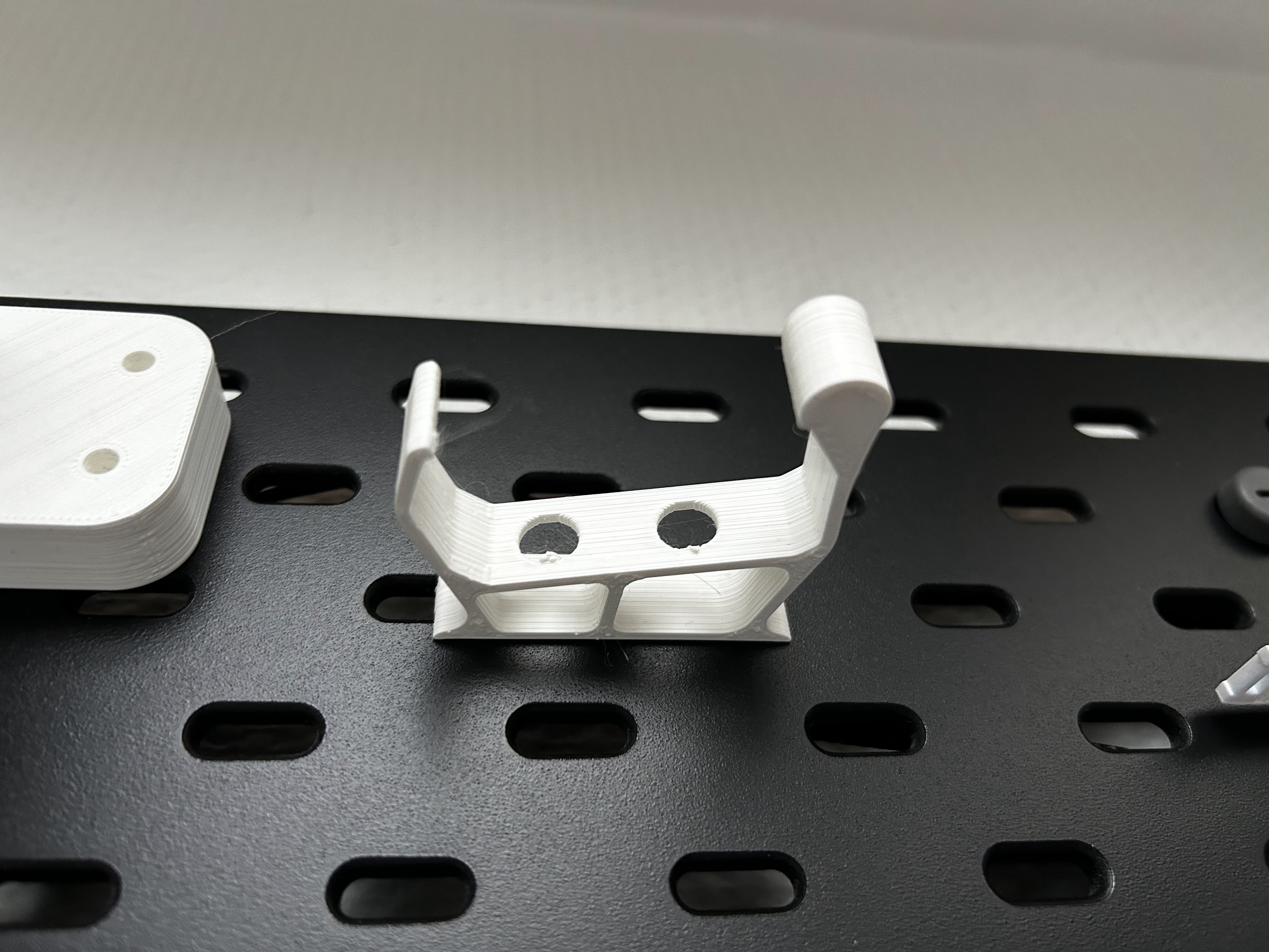 Mount Tay Cầm PS3 Gắn Bảng Skadis IKEA