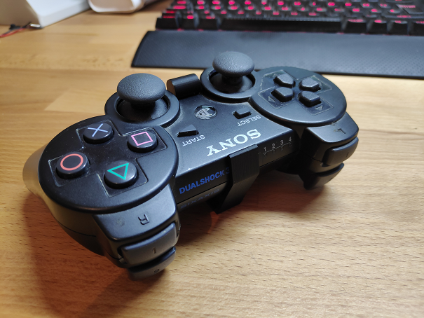 Giá Treo Tường Tay Cầm PS3