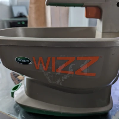 Cánh Quạt Thay Thế Cho Máy Rải Hạt Scott's Wizz