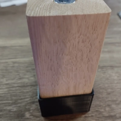 Chân Nắp Tủ Ikea Besta