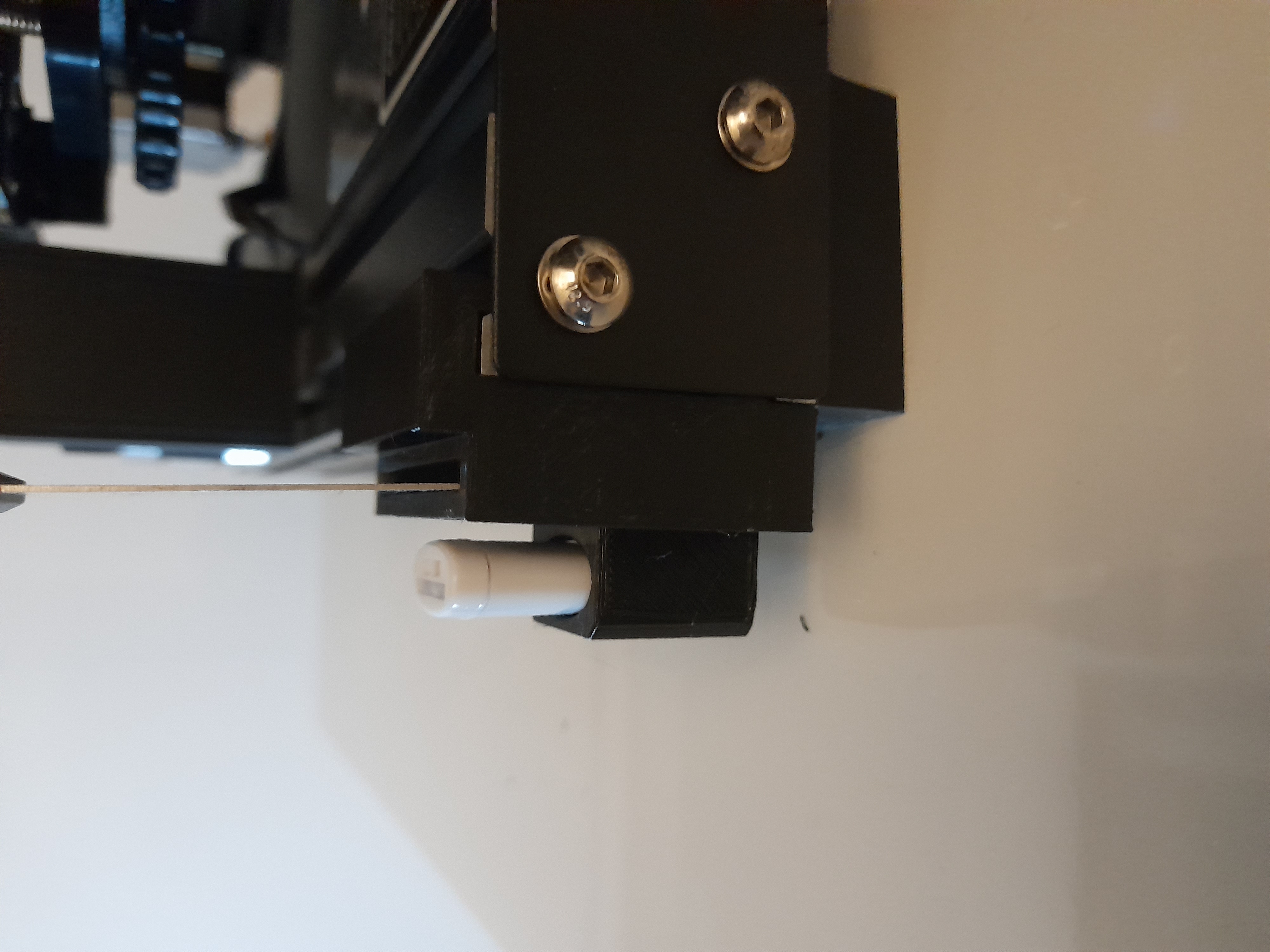 Kệ giữ dụng cụ và USB cho Ender 3 v2 neo