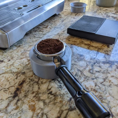 Giá Đỡ Nén Portafilter Đáy Rỗng Breville 58mm