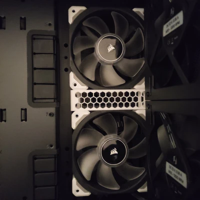 Tấm che khoảng trống quạt PC | Che các khe hở giữa các quạt theo phong cách