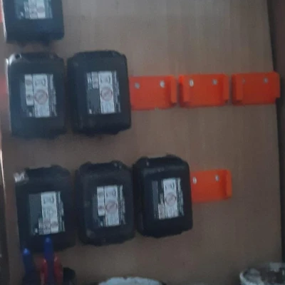 Kệ Đựng Pin Makita Tốt Nhất