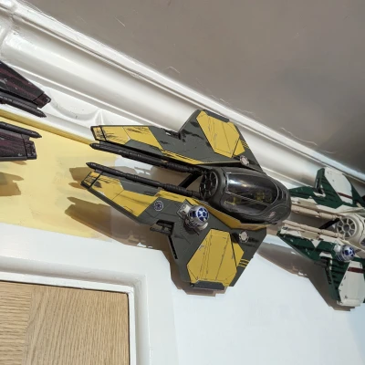 Giá treo tường Chiến đấu cơ Jedi Star Wars