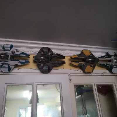 Giá treo tường Chiến đấu cơ Jedi Star Wars