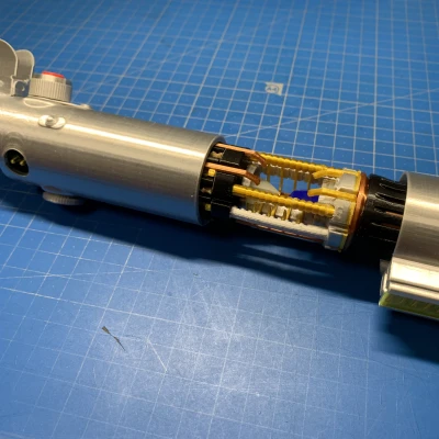 Tiết lộ viên pha lê kiếm ánh sáng Anakin Skywalker - Star Wars (một số phần đã được cải tiến)