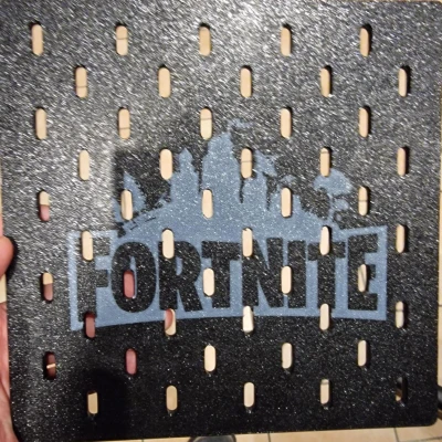 Logo Fortnite IKEA Skadis Lochbrett 220*220mm