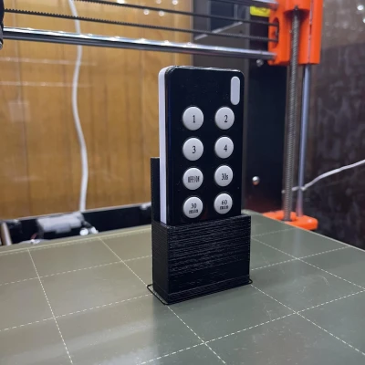 Giá Treo Tường Remote Điều Khiển Đèn