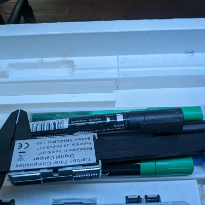 Khuôn Giữ Thước Cặp Nhỏ Gọn