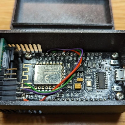 Vỏ cho ESP8266 và Cảm biến CO2 Sensirion SCD30