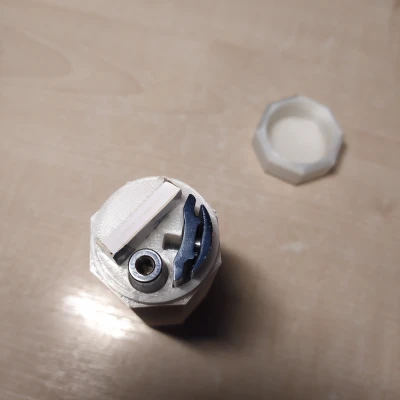 Hộp đựng dao cạo an toàn