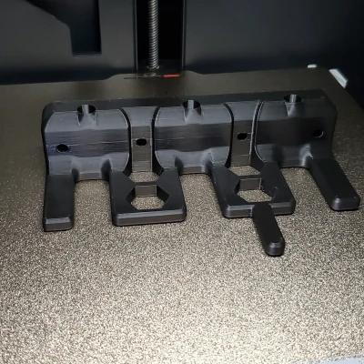 Giá Treo Cọ Lau Bụi