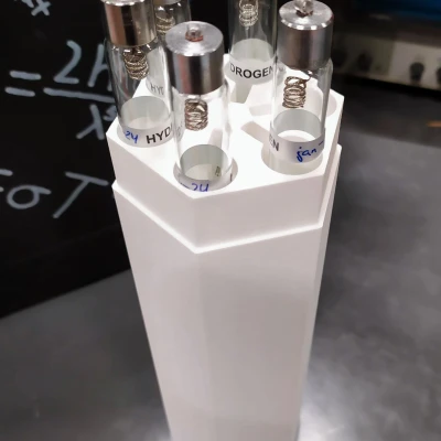 Hộp Đựng Ống Phóng Điện Quang Phổ