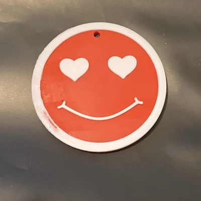 Móc Khóa Trái Tim Cười