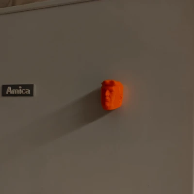 Móc khóa tủ lạnh hình Donald J. Trump