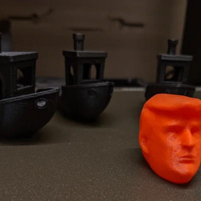 Móc khóa tủ lạnh hình Donald J. Trump