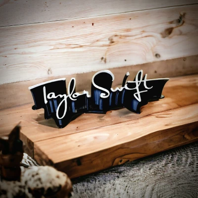 Chữ Ký Taylor Swift