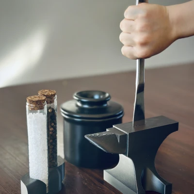 Dao Bơ / Thanh Kiếm Trong Đá