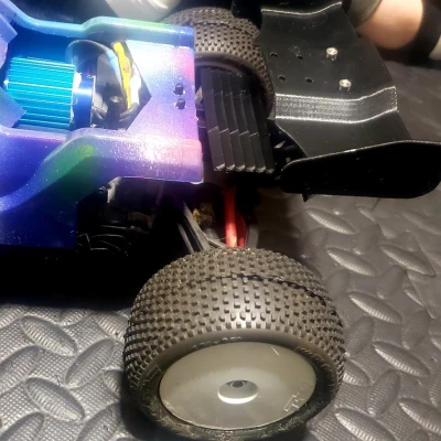 Bộ Chuyển Đổi Trụ Cột Thân Xe - Team Associated Reflex 14T trên Traxxas Mini Revo