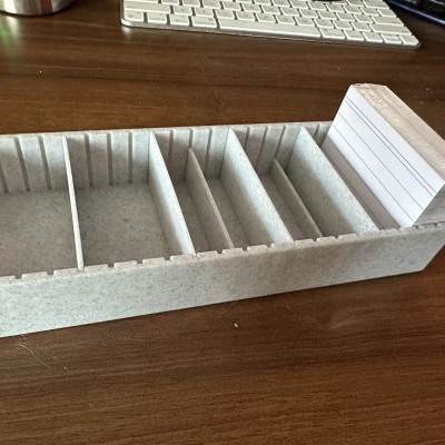 Hộp đựng thẻ ghi nhớ (DIN A8) có vách ngăn linh hoạt