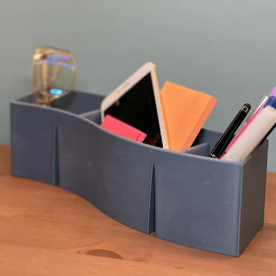 Kệ Đựng Bút Hình Rắn Quấn Sau Màn Hình - Đựng Được Cả Máy Tính Bảng