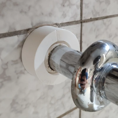 Ốp ống thoát nước lavabo