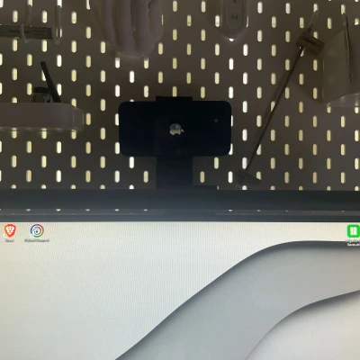 Giá đỡ điện thoại SKÅDIS