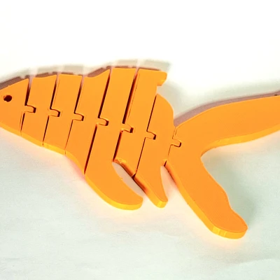 Con Cá Vàng Uốn Dẻo Độc Đáo