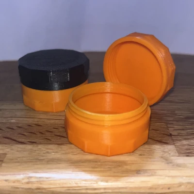 Hộp Đựng Thuốc / Hộp Vặn Nắp