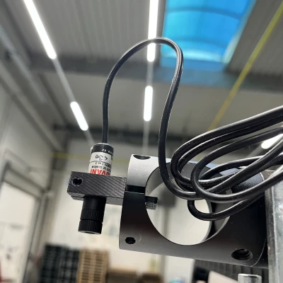 Giá đỡ laser đơn giản