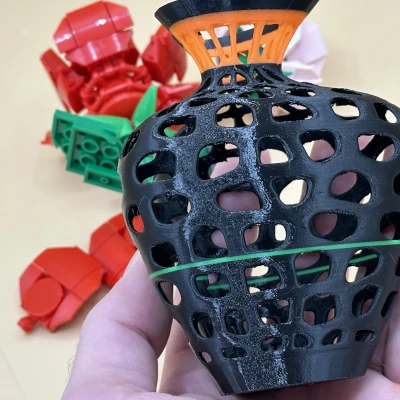 Chậu Hoa Hồng Hình Trái Tim Dành Cho Hoa Giả