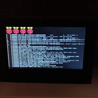 Reborn 2 TFT 4.3inch: Vỏ thay thế vừa zin như bản gốc