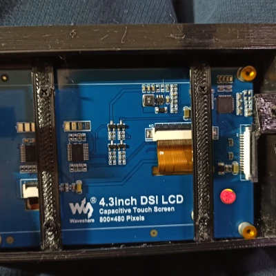 Reborn 2 TFT 4.3inch: Vỏ thay thế vừa zin như bản gốc