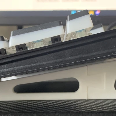 Đế Bàn Phím Góc Thấp