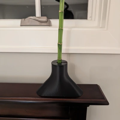 Chân đế bình cho cây Trúc May Mắn