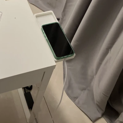 Giá đỡ sạc Qi gắn ốc cho điện thoại nhỏ