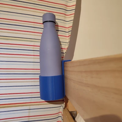 Kệ giữ chai cho giường tầng